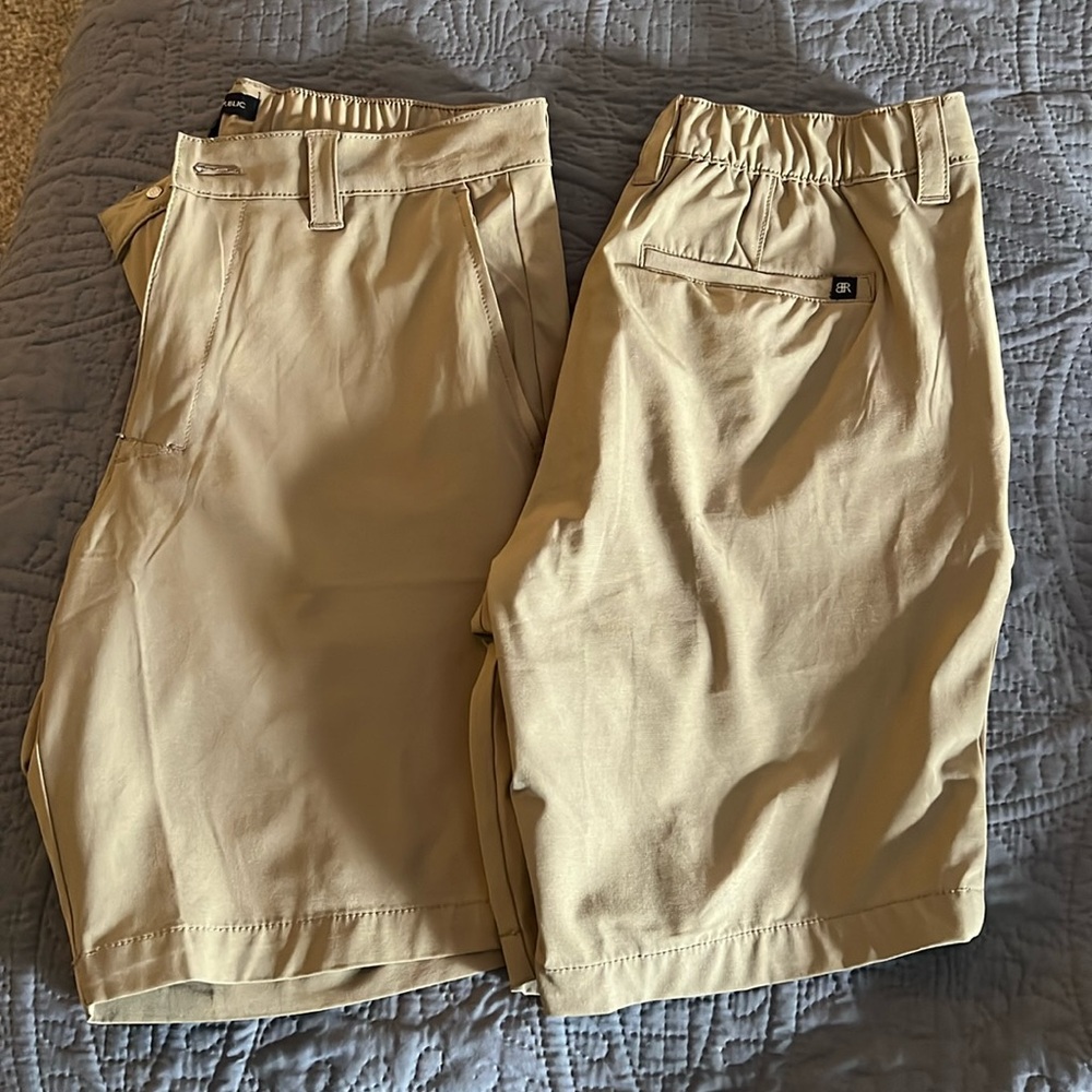 MENS khaki BANANA REPUBLIC dress shirts.